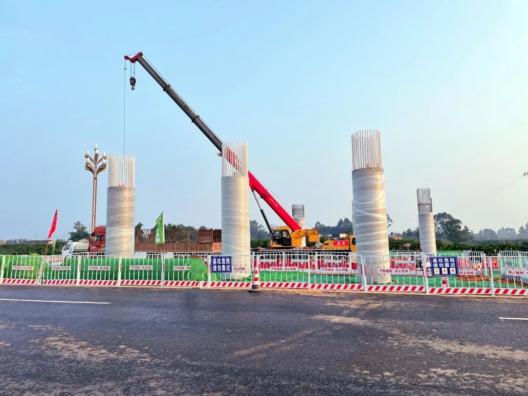 奮戰(zhàn)四季度 大干一百天⑩ |“節(jié)”報(bào)頻傳！公司“橋、隧、路”項(xiàng)目相繼跑出建設(shè)加速度