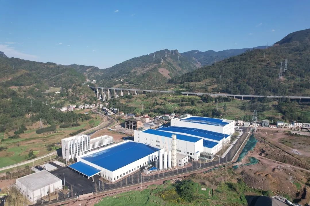 奮戰(zhàn)四季度 大干一百天 | 轉(zhuǎn)入新階段！新材料集團(tuán)蜀能礦產(chǎn)公司“一礦一新材料”重點(diǎn)項(xiàng)目強(qiáng)勢(shì)推進(jìn)