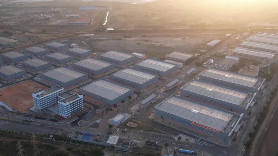 川企助力“一帶一路”建設(shè)結(jié)出碩果！一起走進(jìn)四川路橋承建的這個(gè)“燈塔項(xiàng)目”