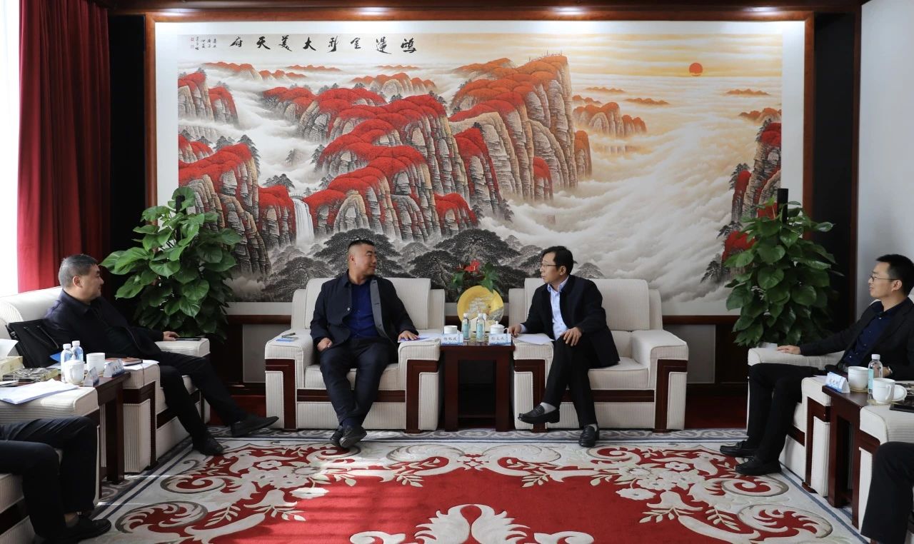 四川路橋與云南祥云縣政府舉行工作座談會(huì)