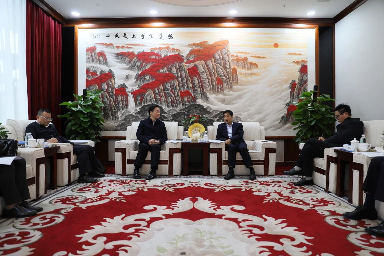 四川路橋與資陽市舉行工作座談