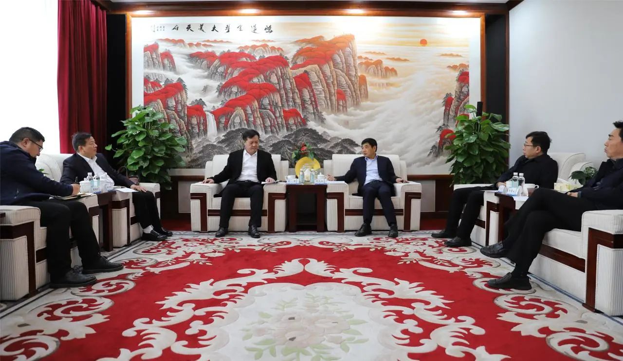 四川路橋與鐵建重工舉行工作交流座談會(huì)