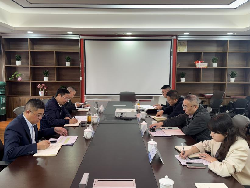 四川路橋紀(jì)委召開廉潔文化建設(shè)專題研討會