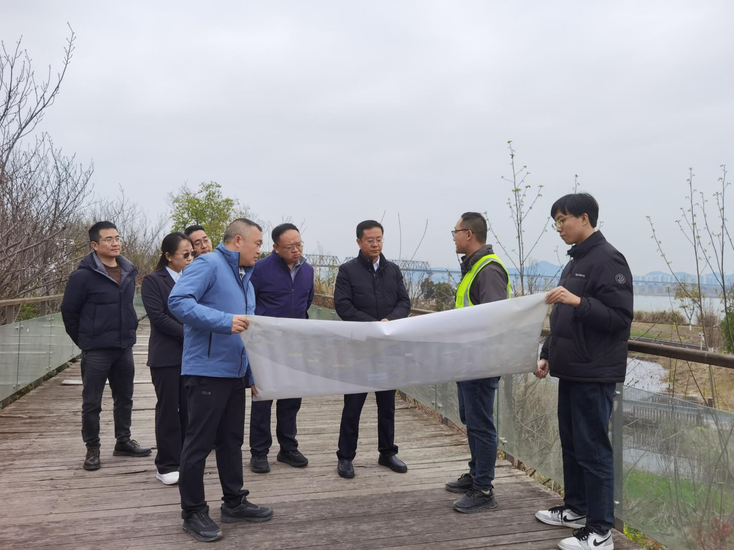 四川路橋黨委委員、紀(jì)委書記焦利軍調(diào)研橋梁公司遂寧六橋項(xiàng)目建設(shè)