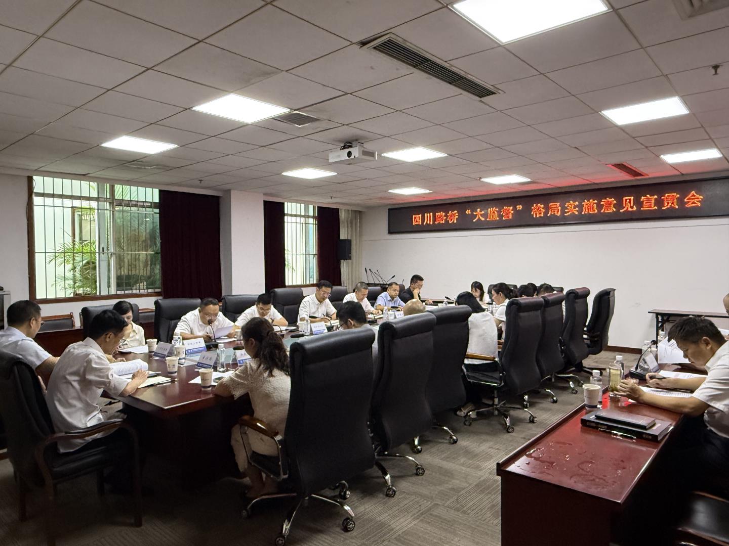 照片.jpg 照片.jpg